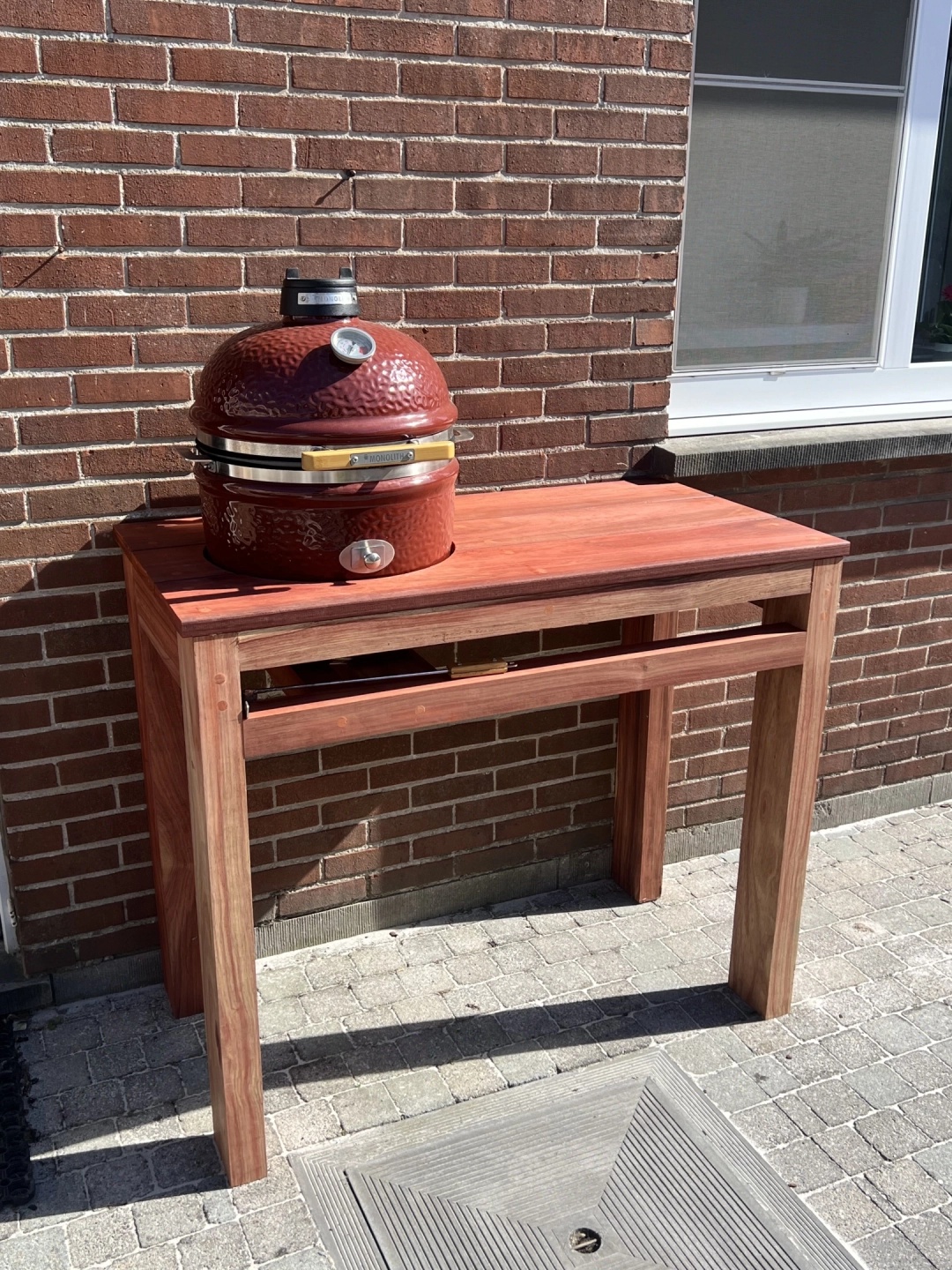 Buitentafel in padoek